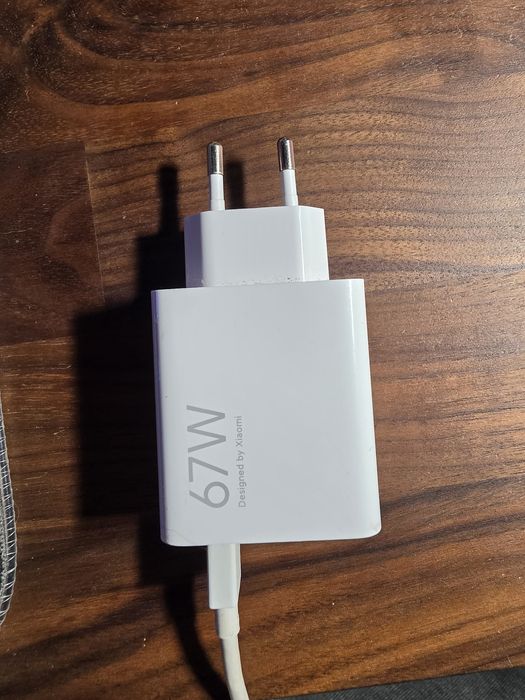 Xiaomi 13 lite usado com marcas de uso