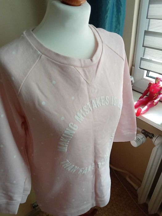 Atrakcyjne bluzy kobiece