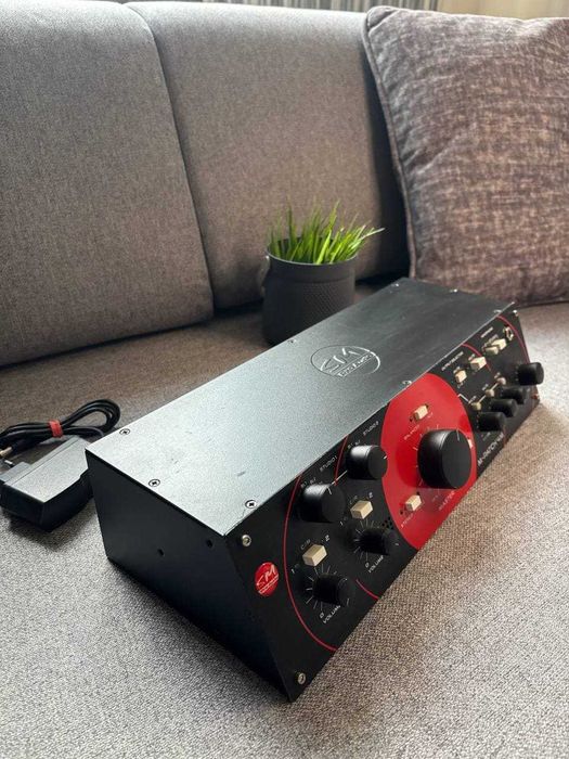 Аудіо контролер SMPro M-Patch 4M