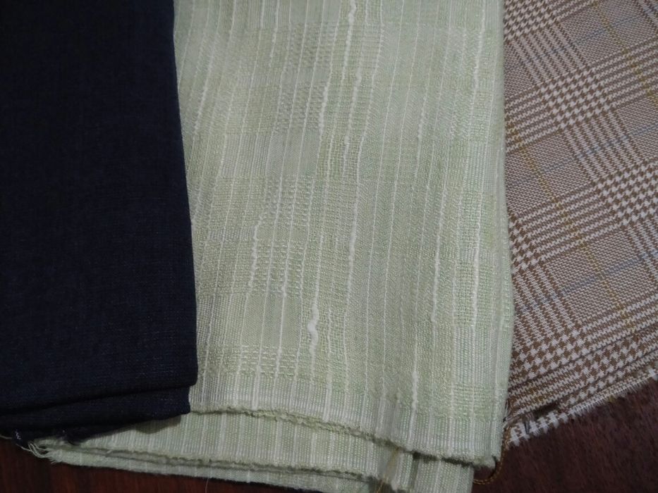 Retalhos de tecidos.