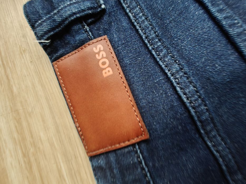 Spodnie męskie jeansy  Boss 33/32