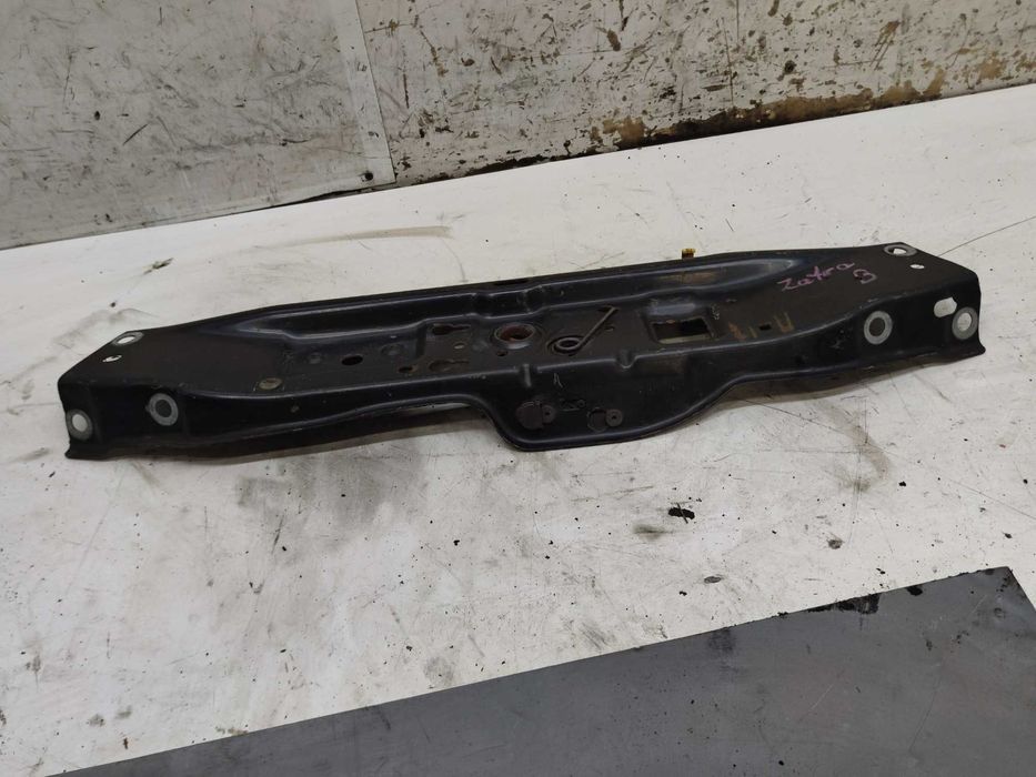 Opel Zafira B Wzmocnienie Górne Pasa Przedniego