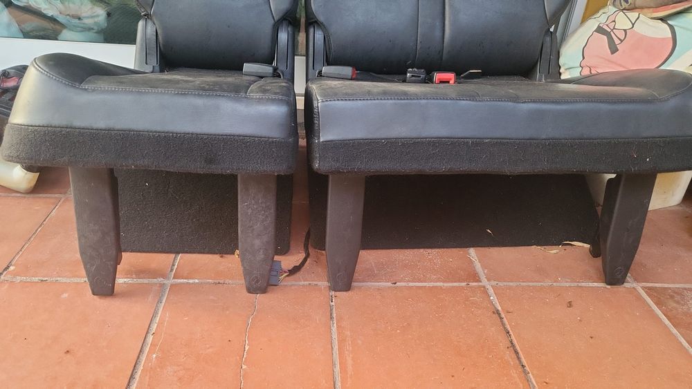 Bancos traseiros eléctricos Chrysler