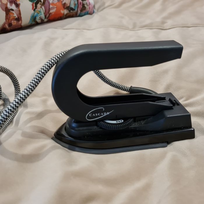 Ferro de passar a ferro portátil