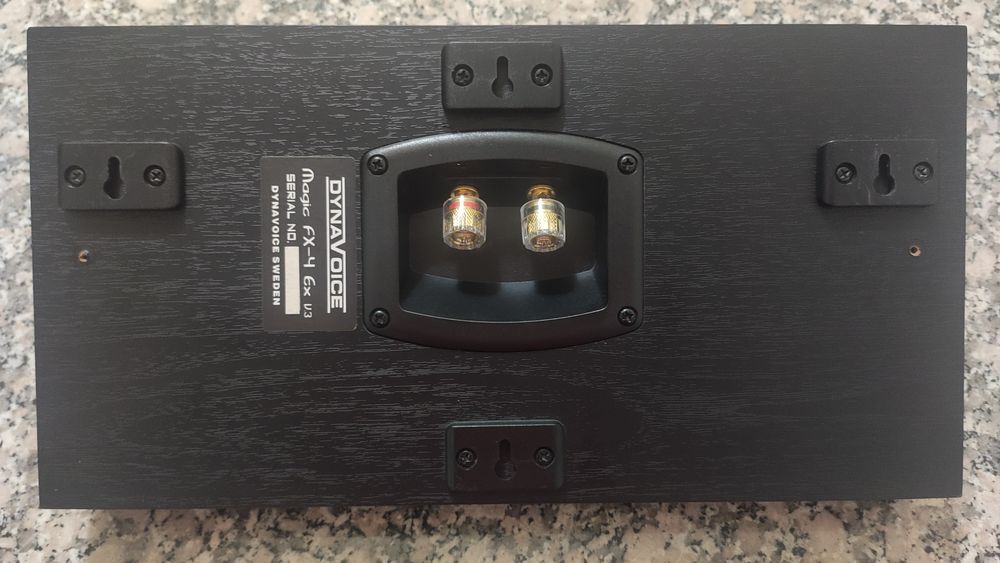 Colunas de parede Dynavoice