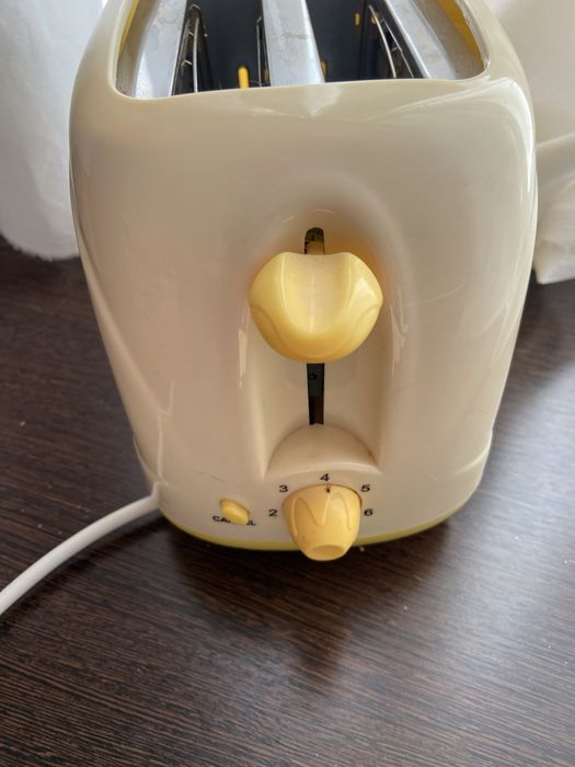 Продам тостер Saturn