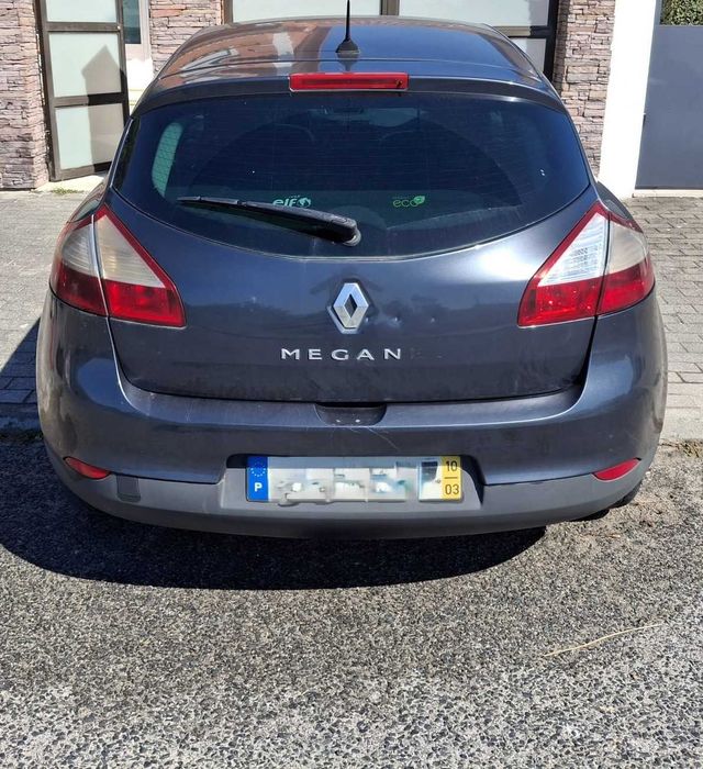 Renault Megane 2010 1.5 dci — photo 4
