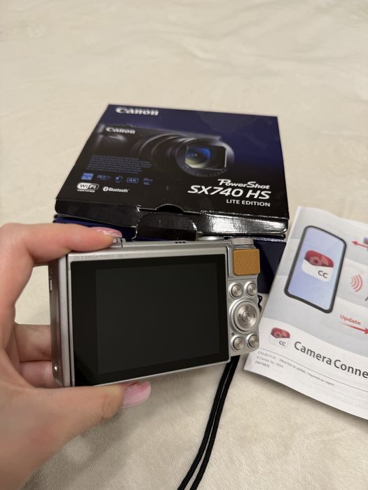 Canon PowerShot SX740 HS