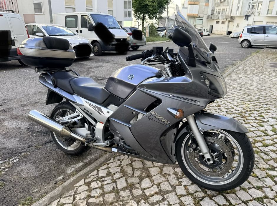Yamaha FJR 1300 - 2005