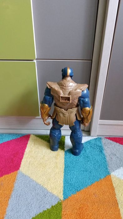 Figurka Thanos z Avengers