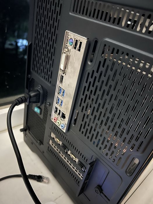 Топ ігровий компютер R5 5600x rtx 3060ti
