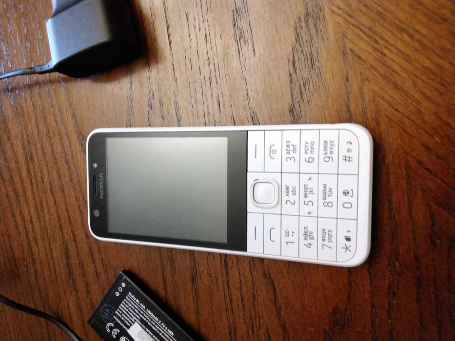 Nokia RM-1172 мобільний телефон