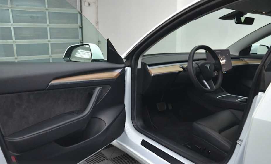 Tesla Model 3 2023 RWD