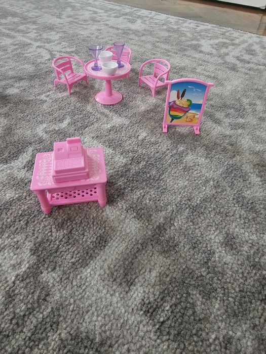 Gelataria e Café da Chelsea ( irmã da Barbie)
