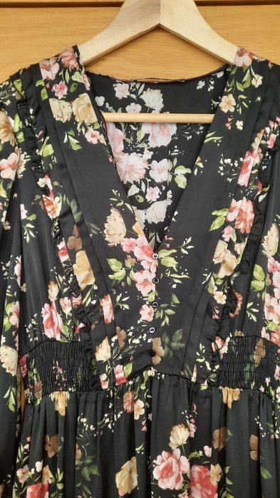 Vestido cetim Zara
