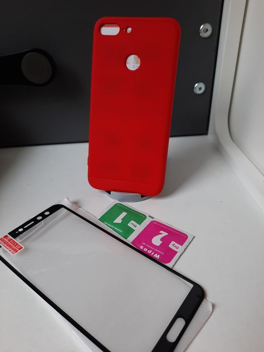 Etui na Huawei Honor 9 lite z szkłem hartowanym na wyświetlacz.