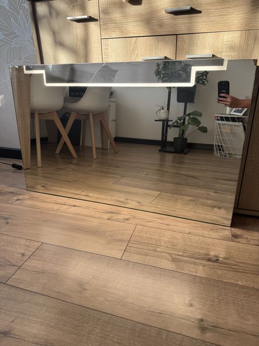 Lustro łazienkowe LED