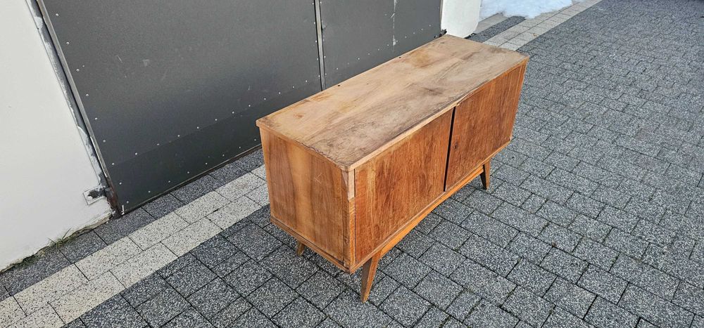 Komoda z okresu PRL
