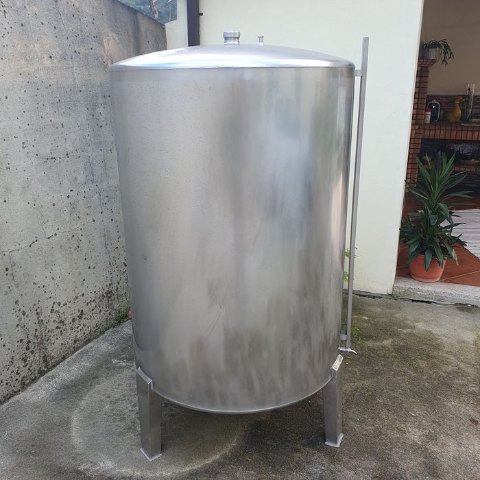 Cuba inox 950 Litros
