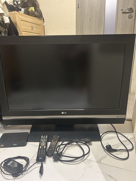 Telewizor LG 37 cali
