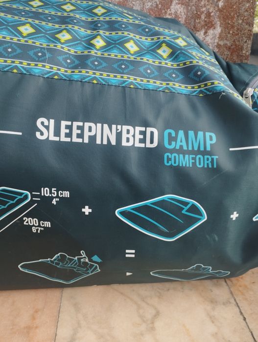 Vendo duas tendas. 2 colchões de solteiro edredom, de campismo .