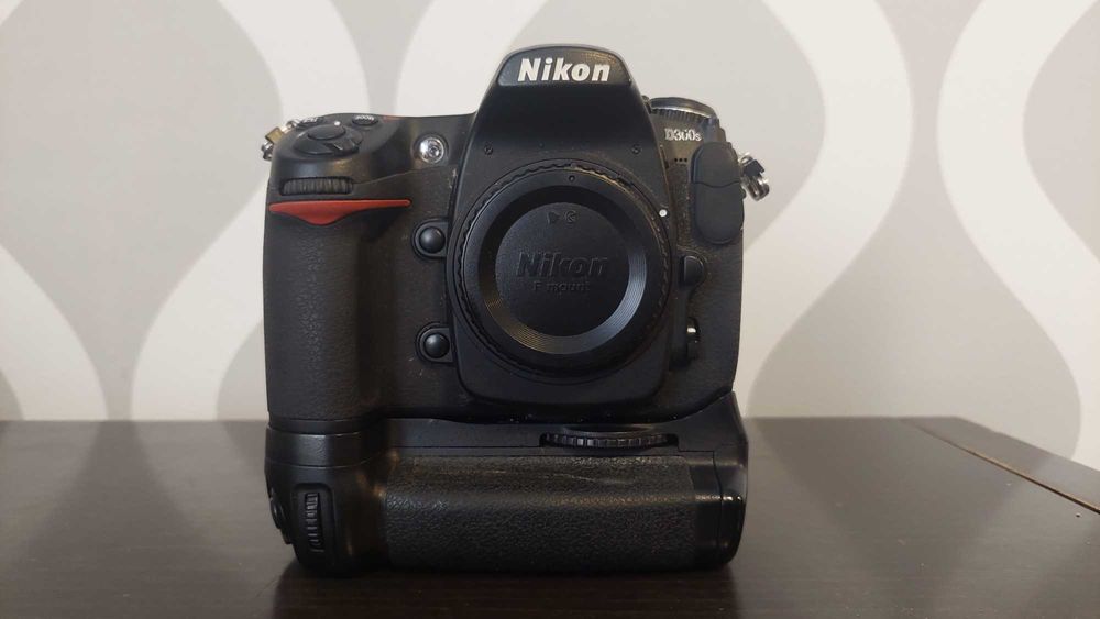 Nikon D300s body