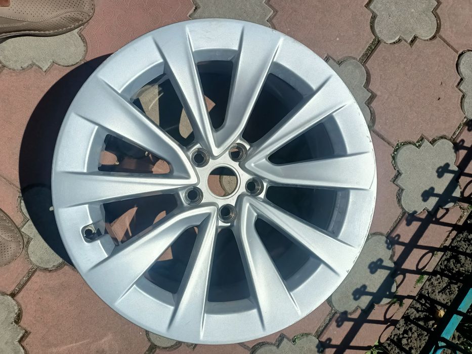 диски Tesla Model 3