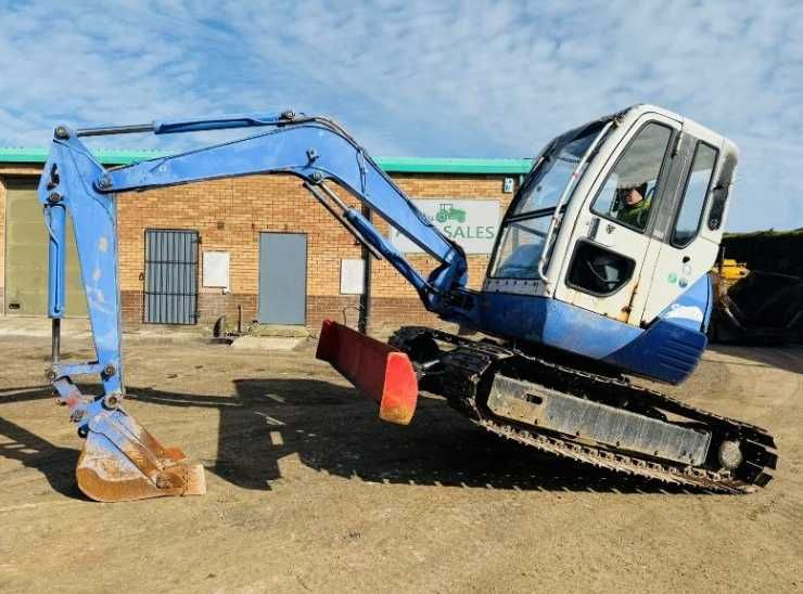 Гусеничний екскаватор IHI 40JX /4 тони/5123 мотогодини