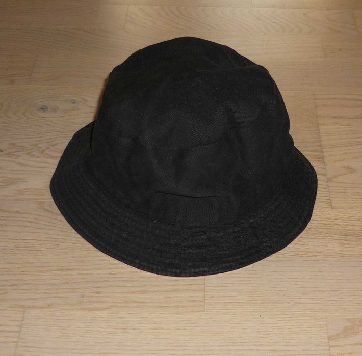 Czapka kapelusz Bucket Hat dwustronny czarny różowy