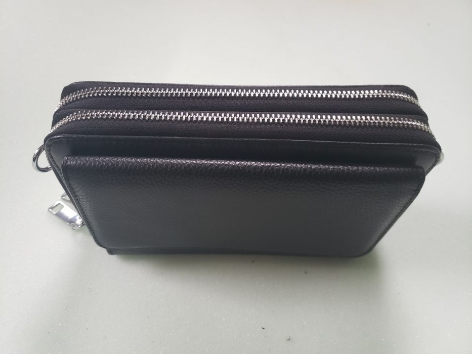 Продам барсетку кожа