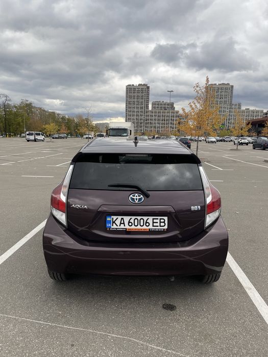 Toyota aqua 2015