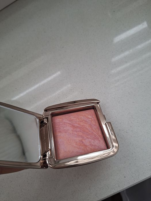 Hourglass ambient lighting blush sublime flush róż 4.2g