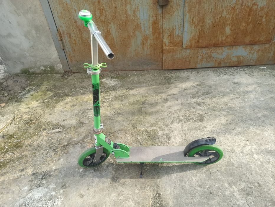 Продам самокат дитячий
