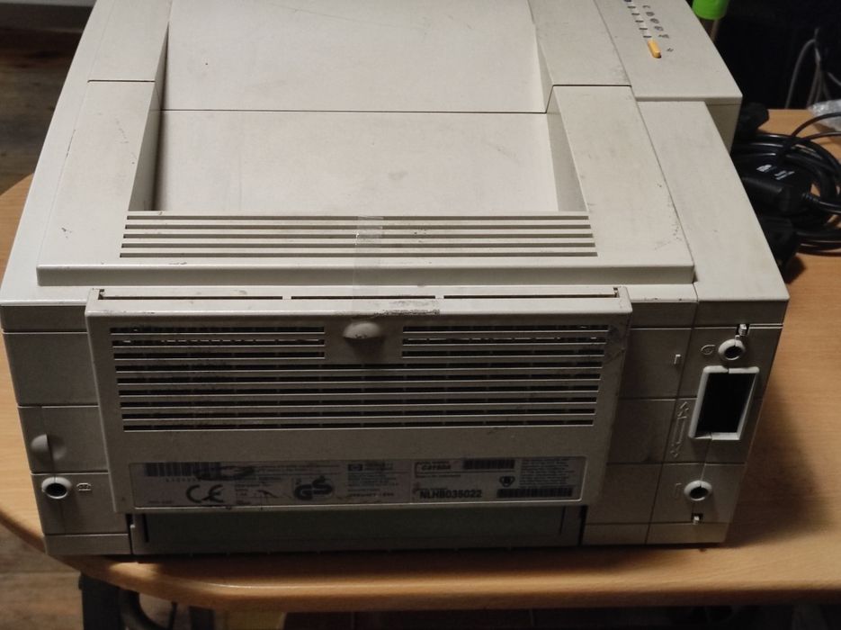 Принтер HP 5 L...