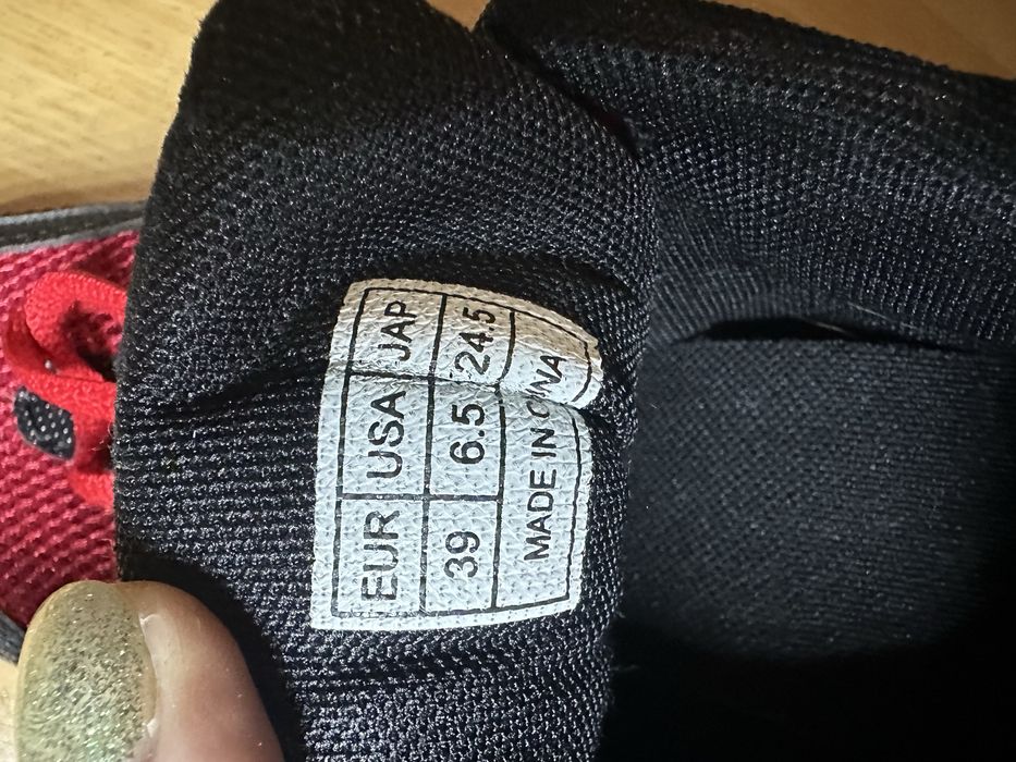 Танцювальні кросівки (джазовки)