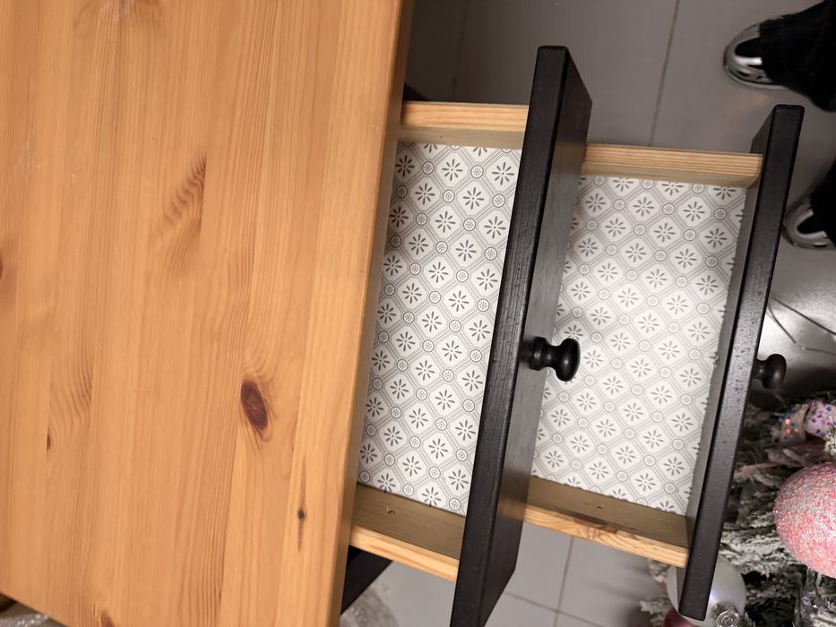 Secretaria com gavetas