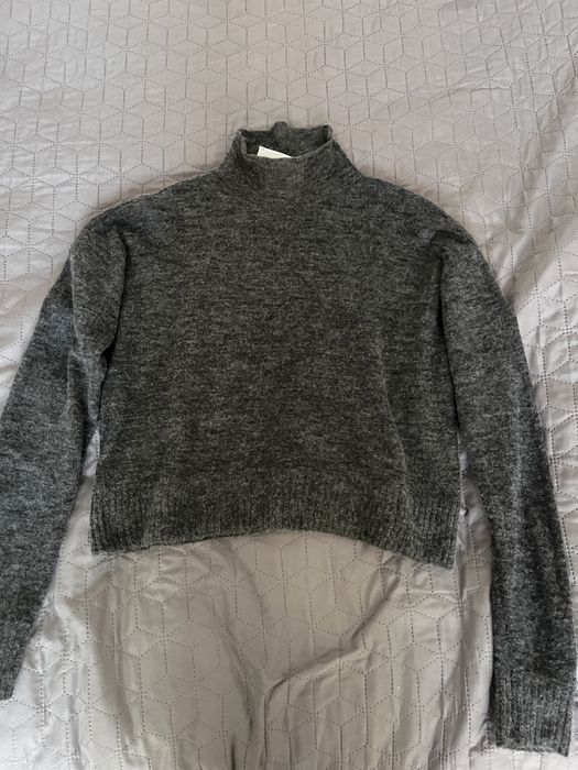 Вкорочений светр Allude