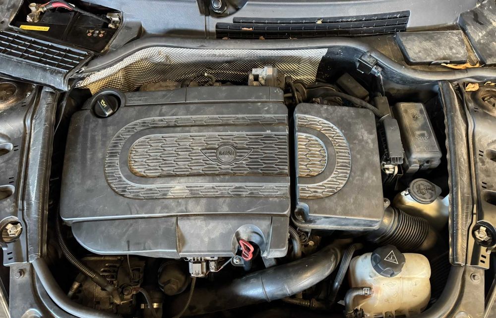 MINI Cooper Cabrio 1.6 Diesel 110cv 2011 – Matrícula Francesa – Avariado