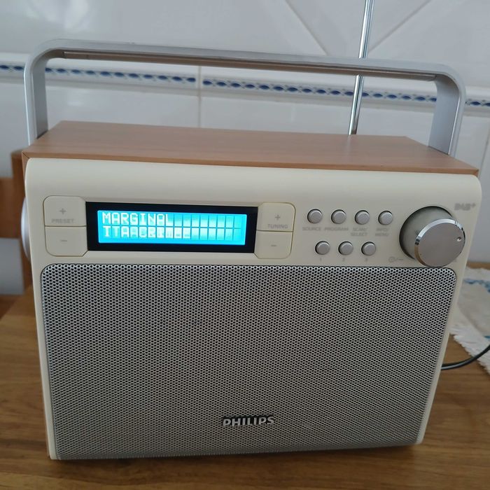 Rádio Philips digital modelo 5020