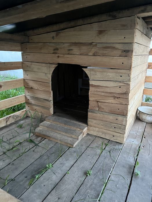 Буда для собаки утеплена