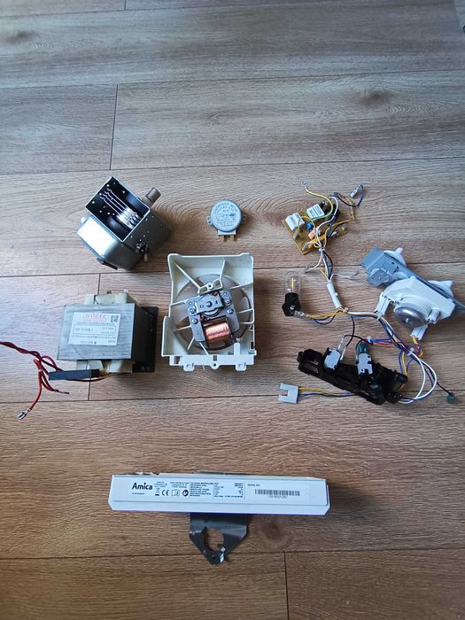 Mikrofalówka części