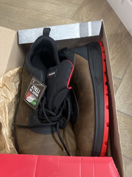 Nowe buty robocze