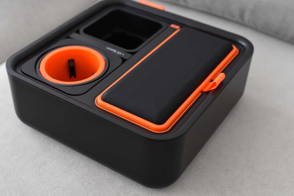 Couch console - Preta/Laranja ou Branca/Laranja