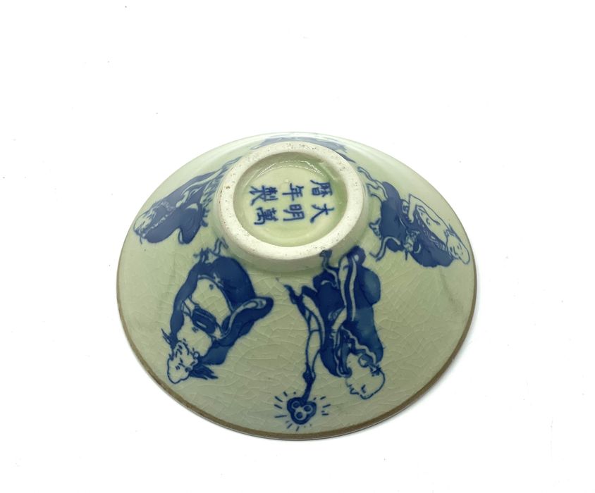 Tigela de porcelana azul e branca chinesa Ching Dinastia 9 Imortais