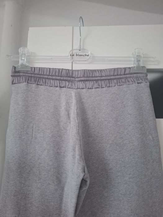 Spodnie S Adidas sportowe ozdobny pas dresowe szare