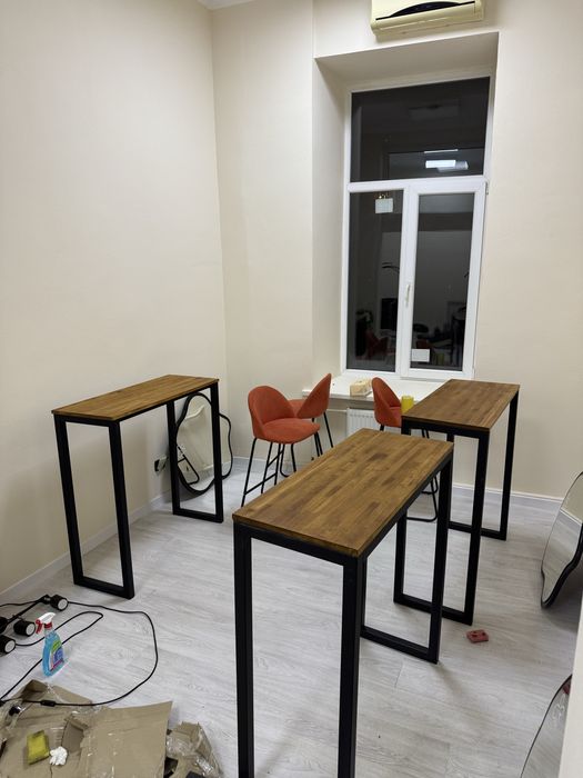 Стіл візажиста, бровиста, консольний