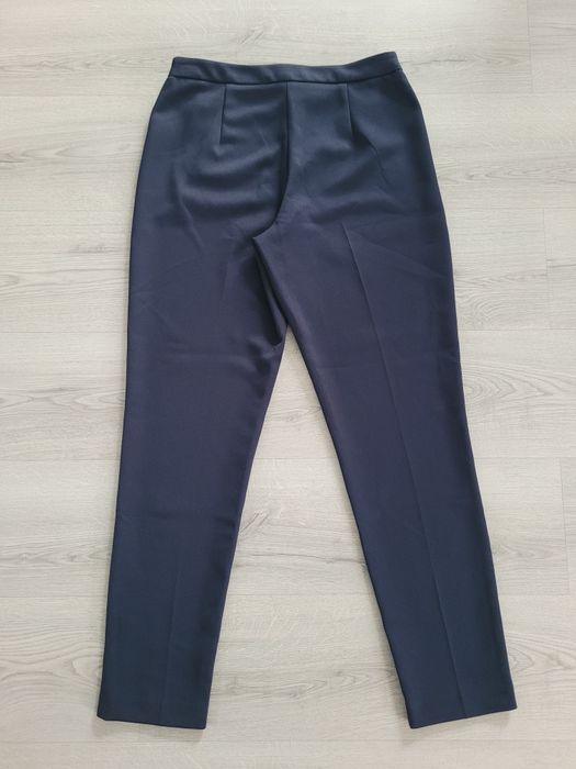Eleganckie, materiałowe spodnie (Primark) r.M