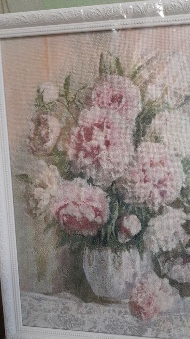 Вышитая картина "Пионы мадам Ренью"