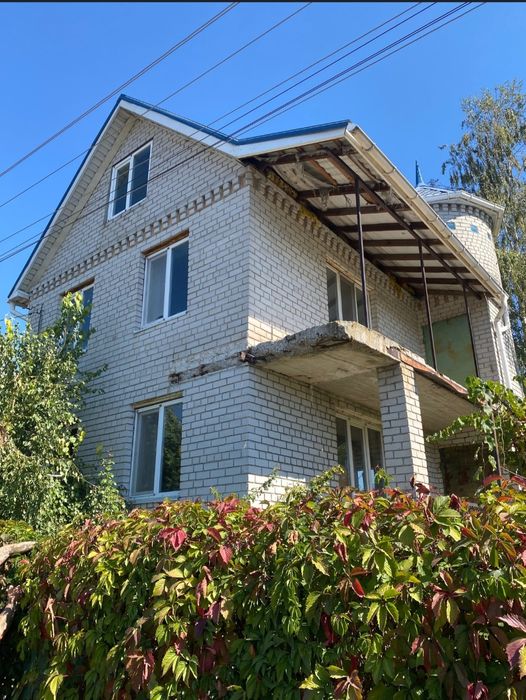 Продается дачный дом в Самаровке. Днепр.