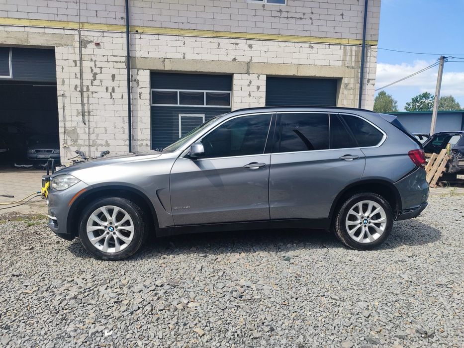 Двері задні А52 BMW X5 F15 двери дверь БМВ Х5 Ф15 дверка